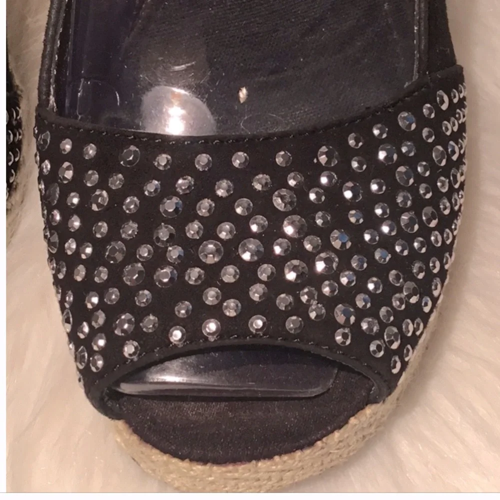 ANNE KLEIN STUD EMBELLISHED SUEDE WEDGE